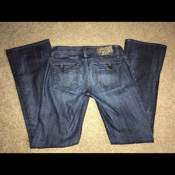 May 75 jeans size 28. - Picture 2 of 5