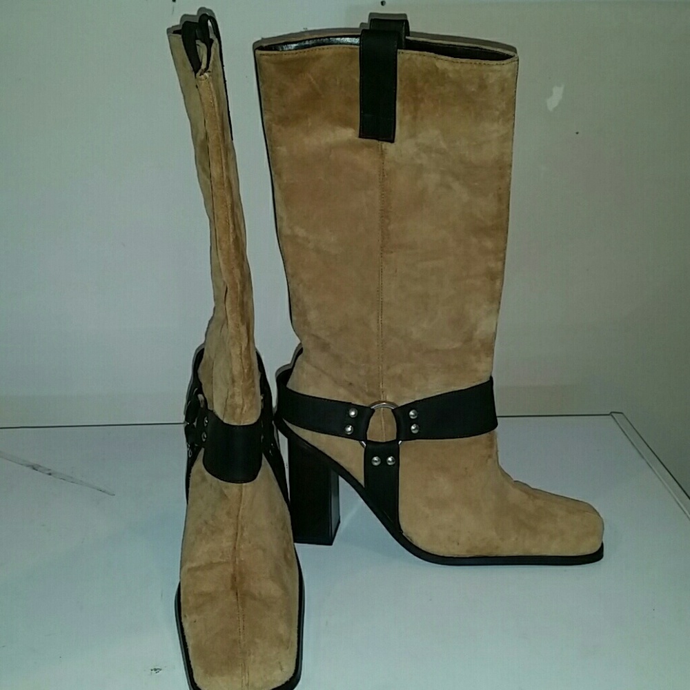 Like NEW Western mid calf suede leather boots