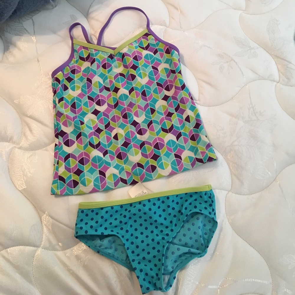 Girls lands end swimsuit.