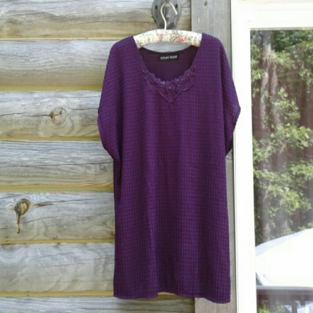 Pretty Purple Top💐