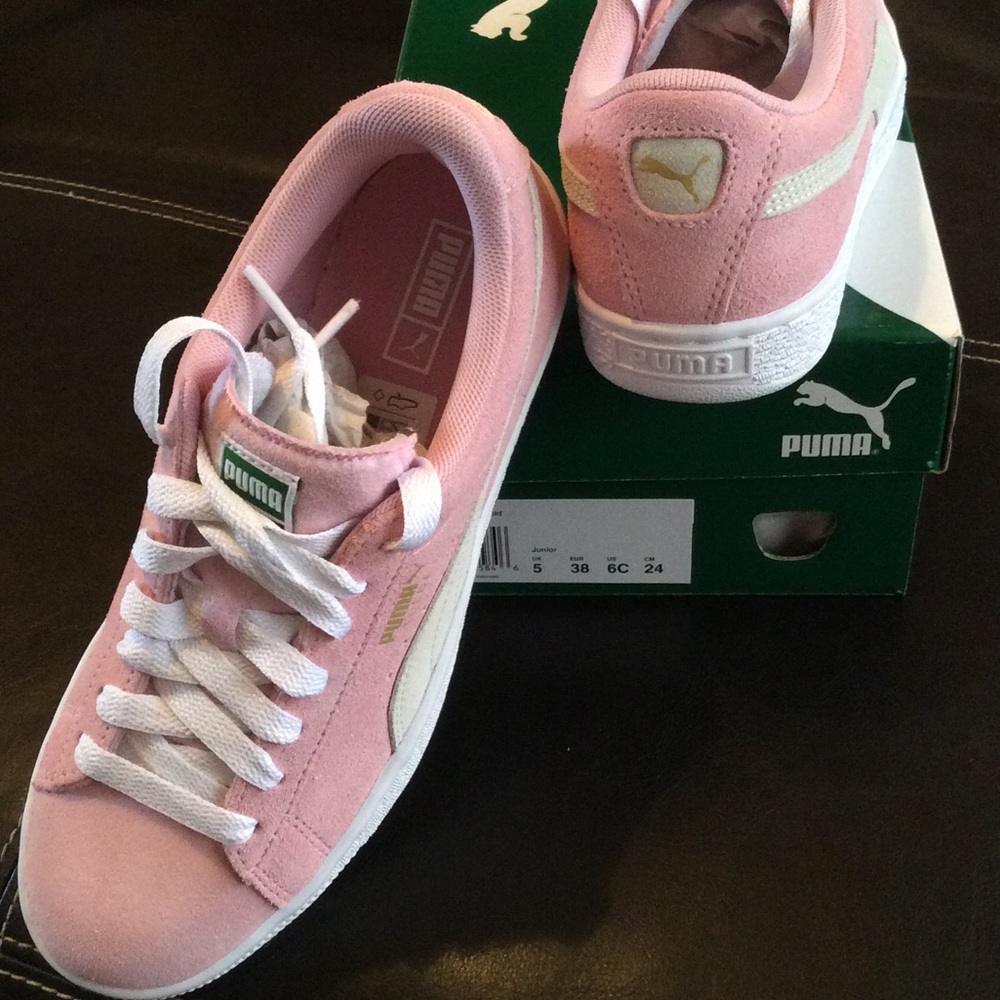 Brand new pink and white suede Puma