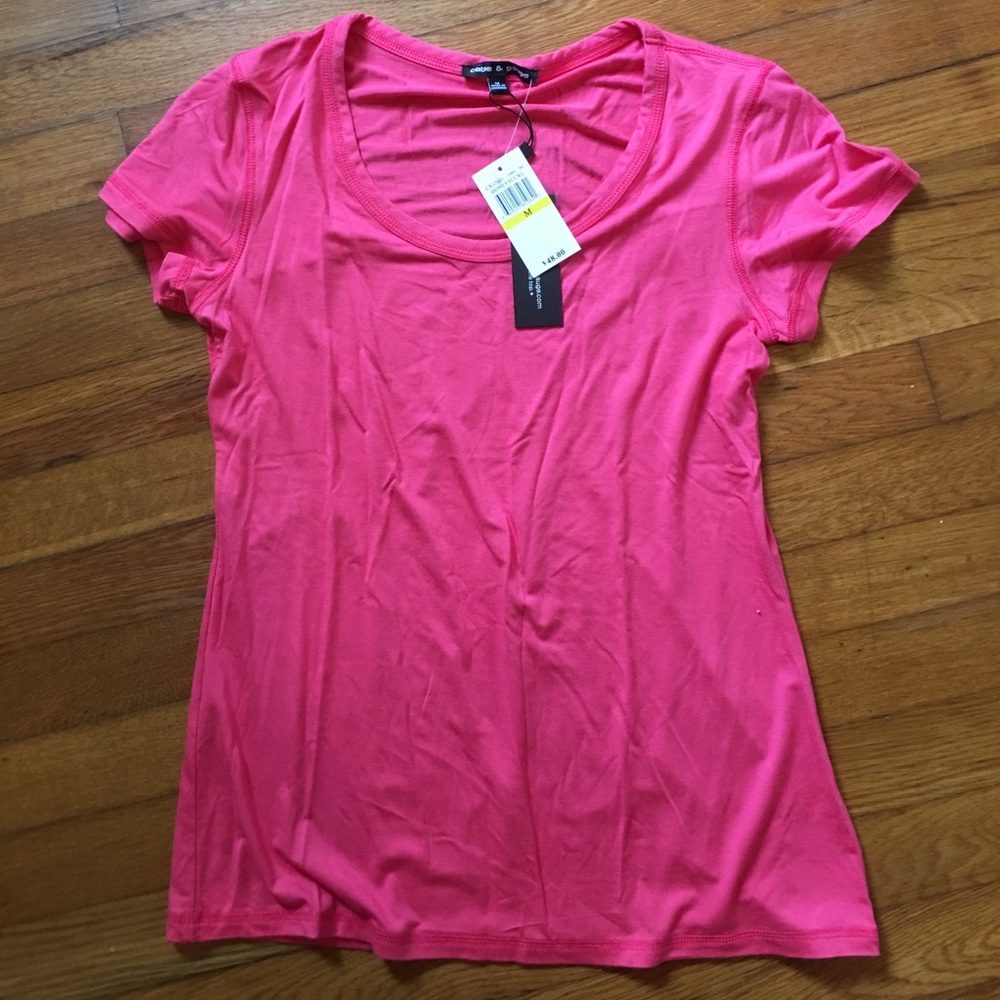NWT Pink cable and gauge top