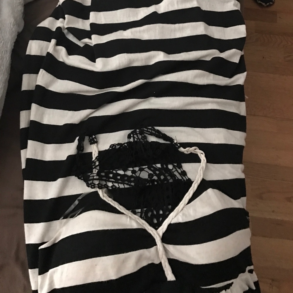 No boundaries size large high low dress