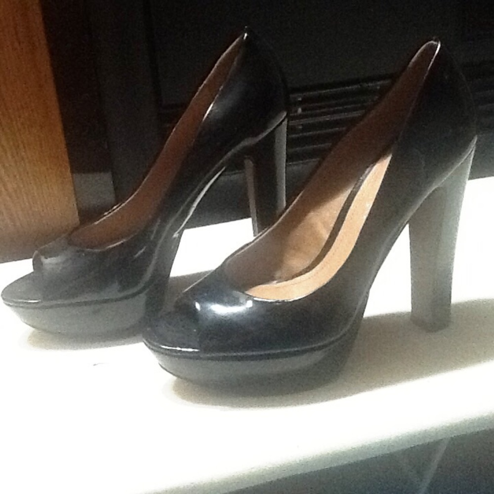 Women's open shoe Aldo heels