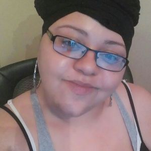 Meet your Posher, Roberta