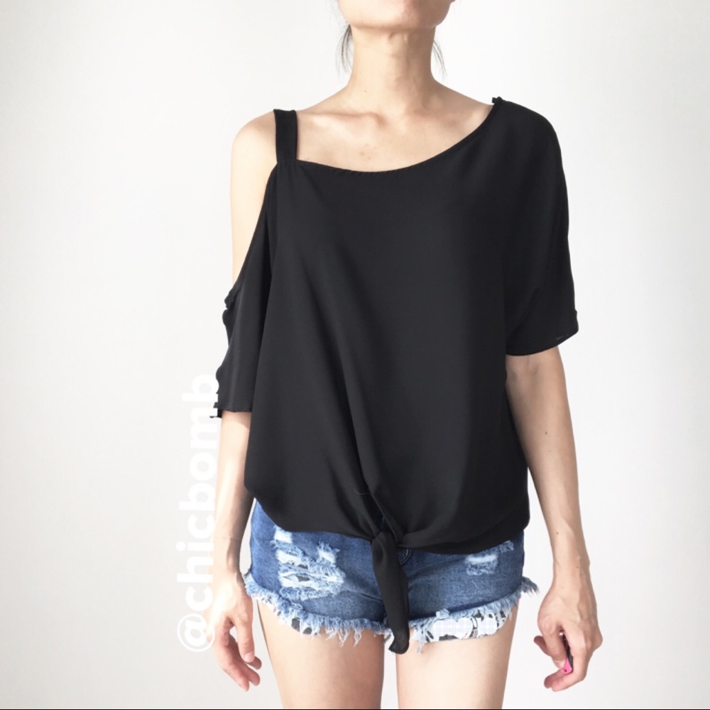 Ryker one shoulder side drape top blouse - Picture 3 of 4