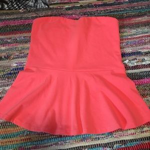 Express strapless top