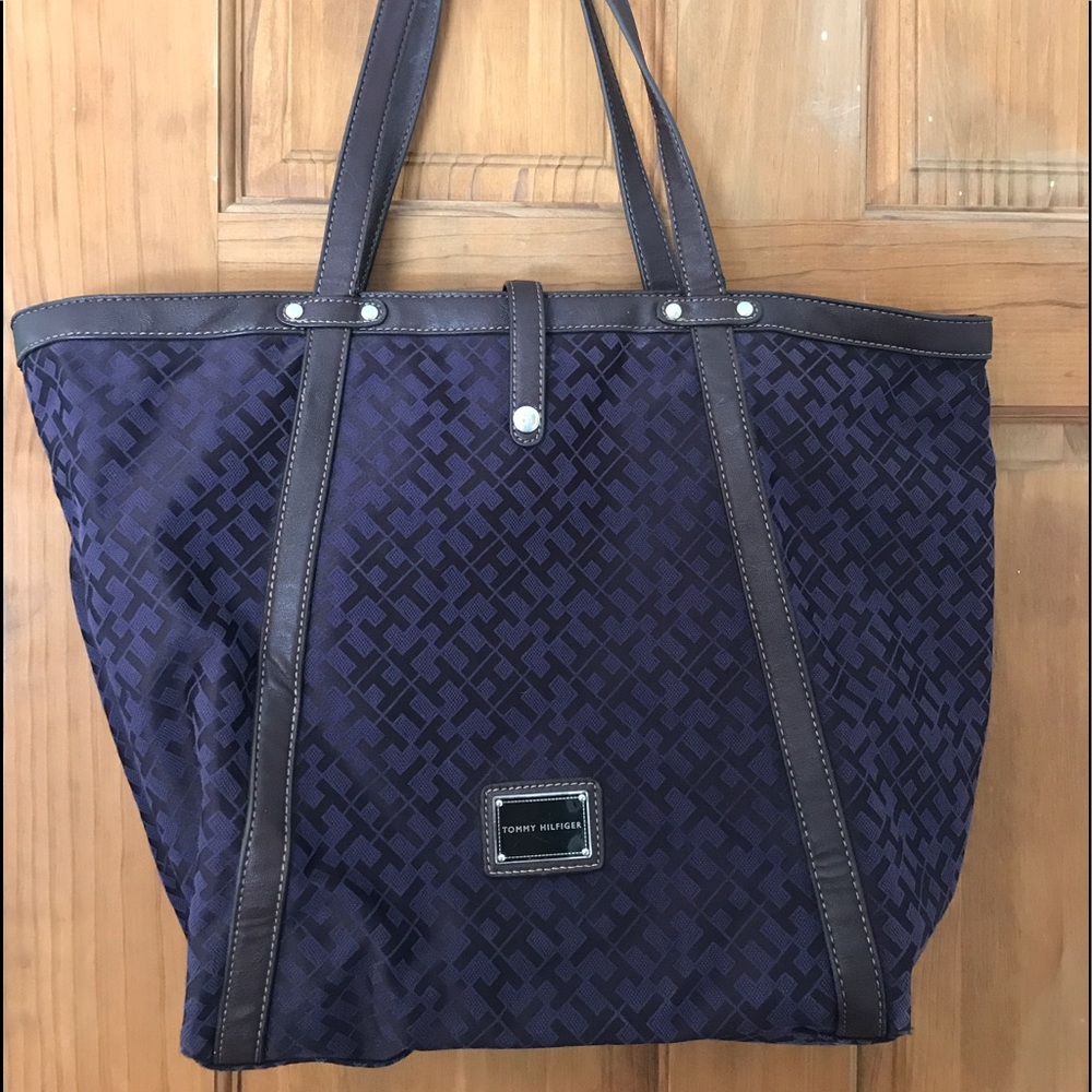 Tommy Hilfiger tote