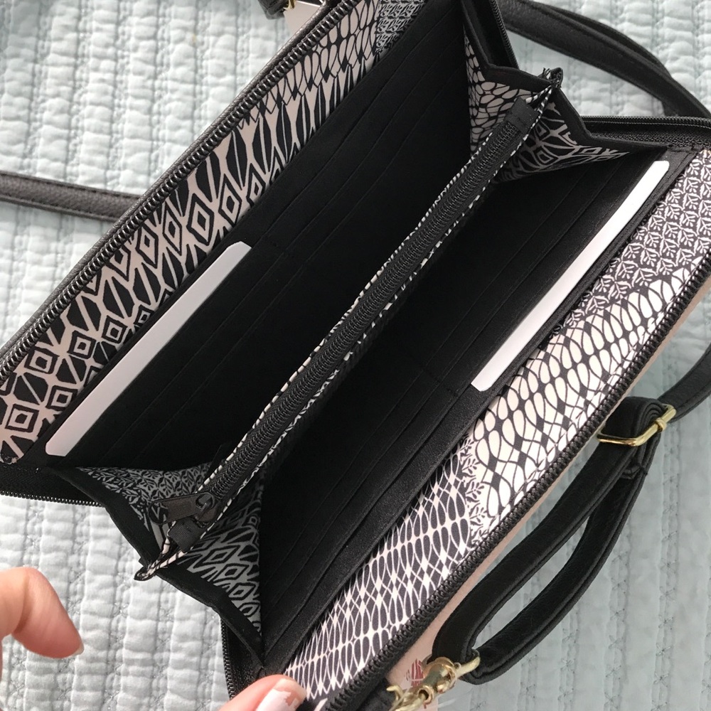 Jessica Simpson bag - Picture 2 of 5
