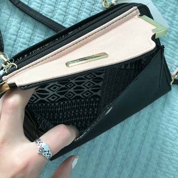 Jessica Simpson bag - Picture 3 of 5