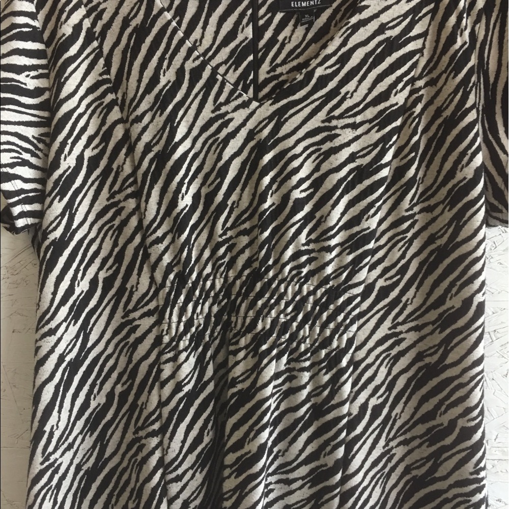 Zebra Print Dress - Picture 4 of 4