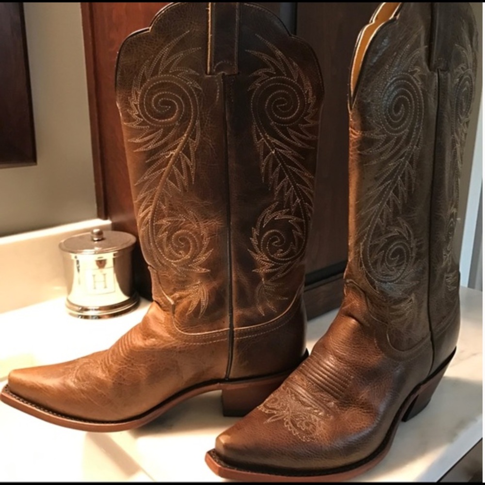 Justin Amorita cowboy boots