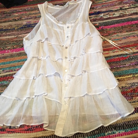 White button up tank top - Picture 1 of 4