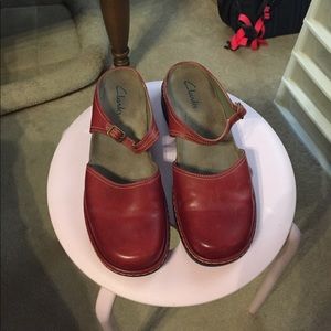Clarks leather Mary Jane style slides size 8M