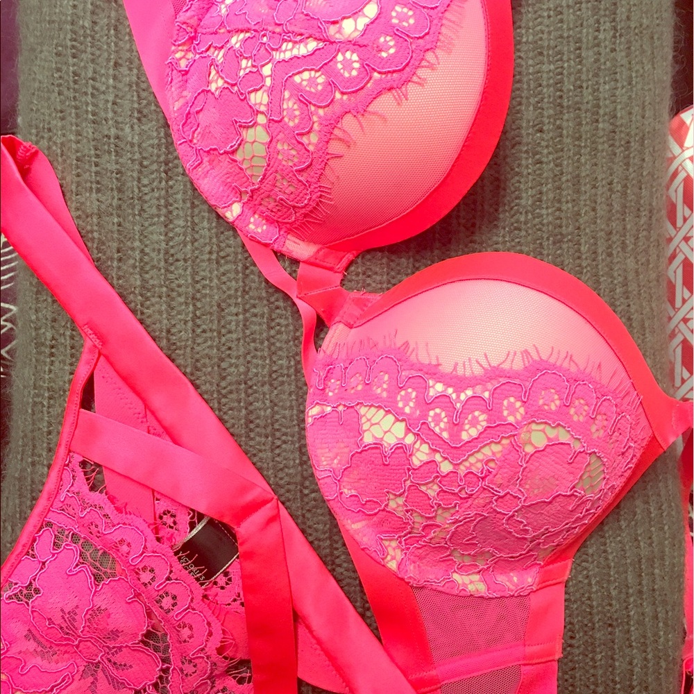 VS bright pink sexy push-up set