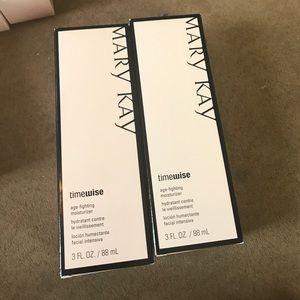 mary kay age fighting moisturizer