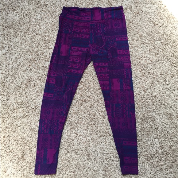 Lularoe TC leggings - Picture 8 of 8