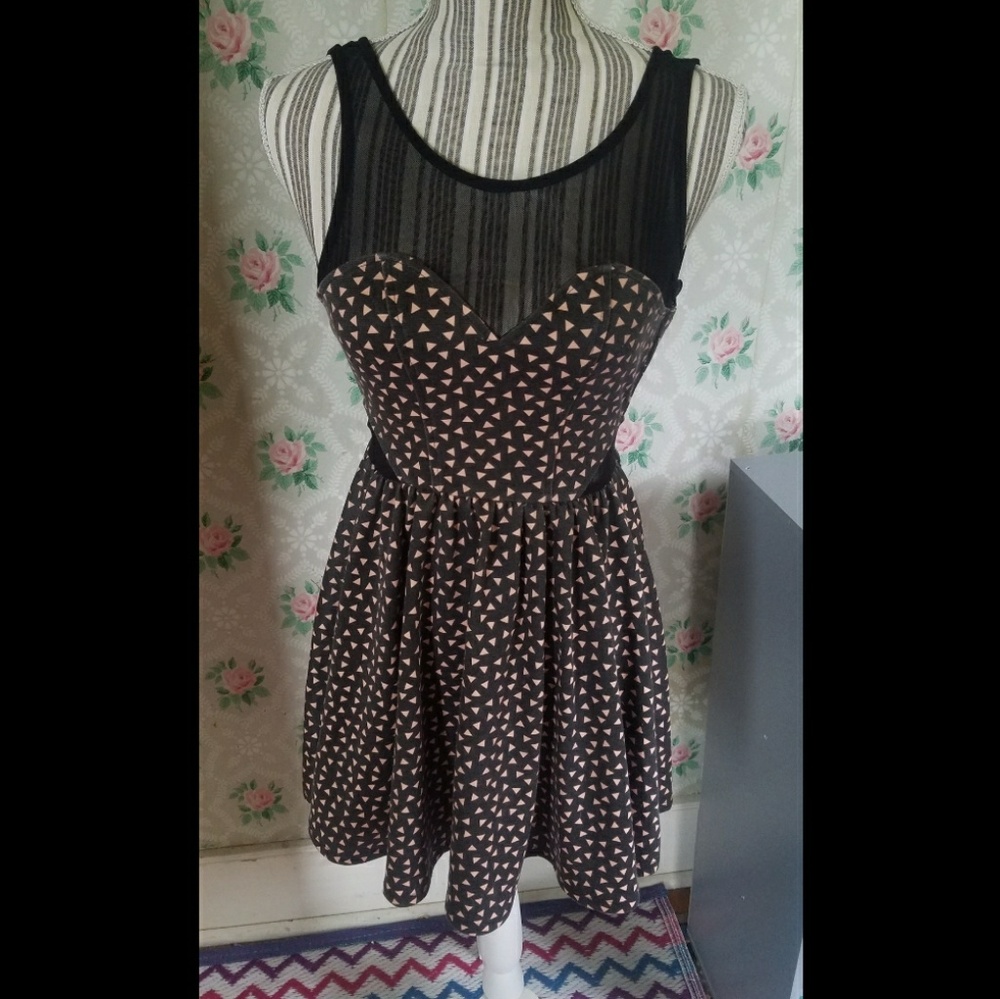 XS mesh triangle skater dress