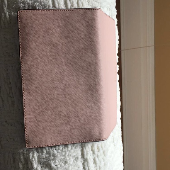 Henri bendel travel light pink travel wallet