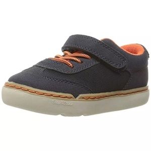 Step and Stride toddler boys shoes size 9.5 blue