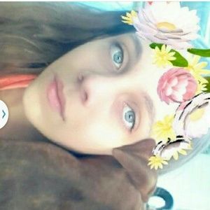 Meet your Posher, Riley