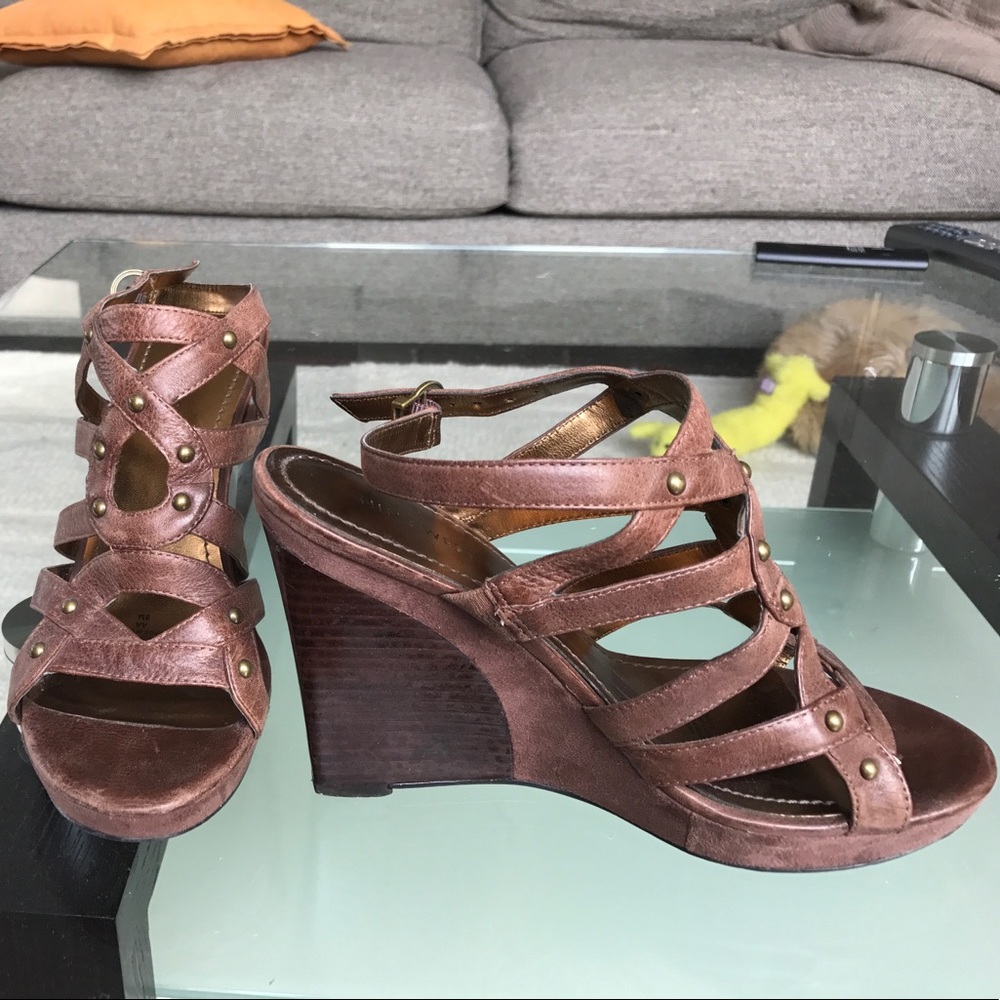 Chocolate brown wedges