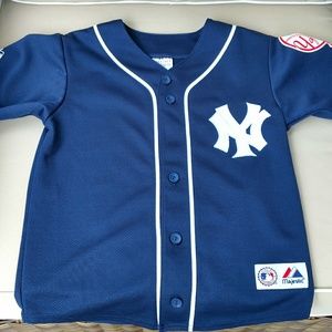 Yankees Jersey - boys size 5/6