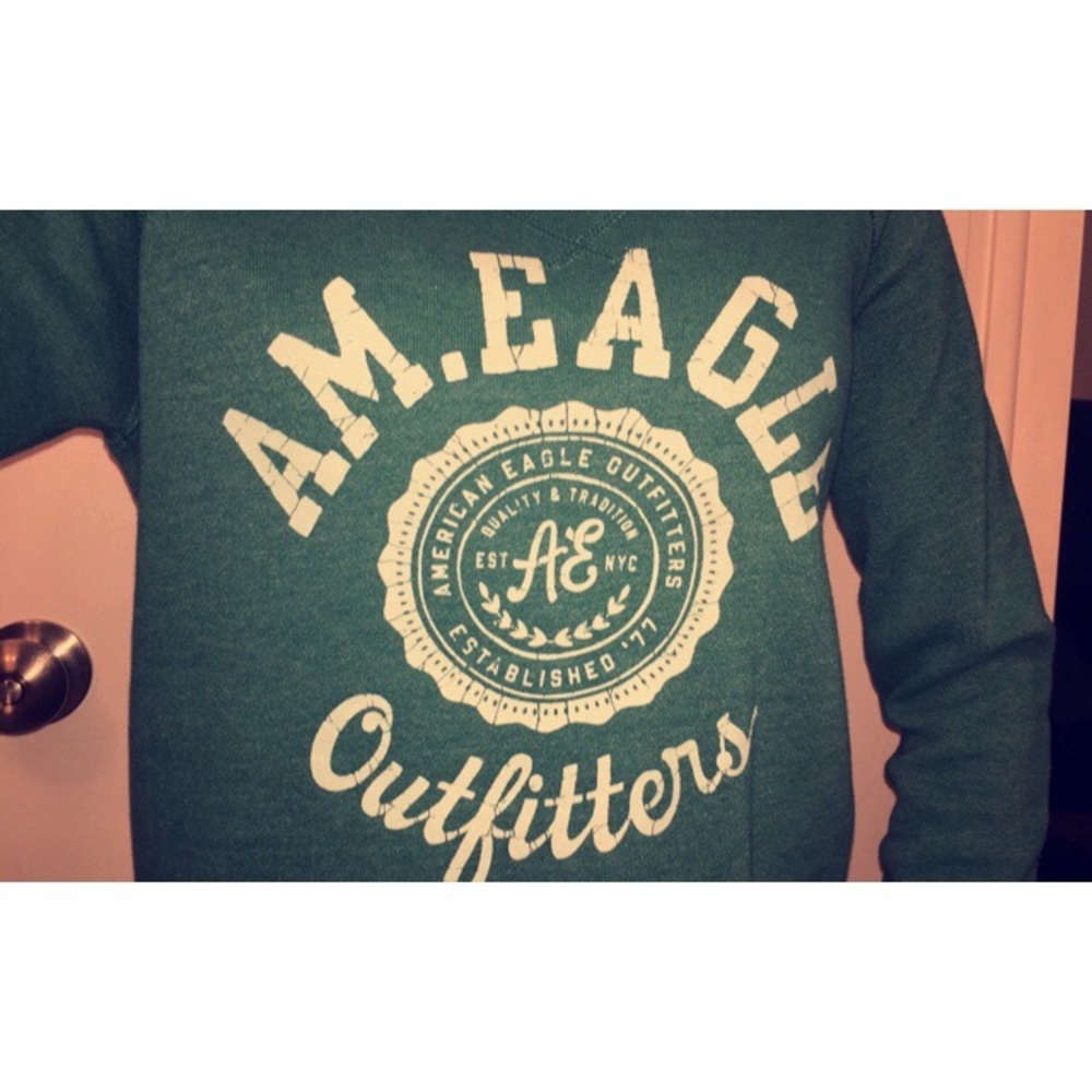 American Eagle Crewneck