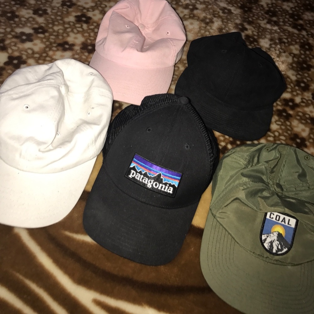 HAT SET, URBAN OUTFITTERS PATAGONIA TOPMAN COAL