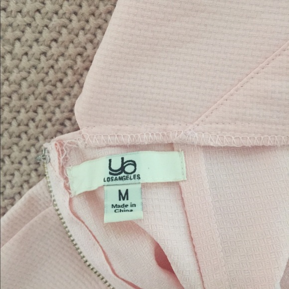 Pink crisscross back sundress - Picture 4 of 4