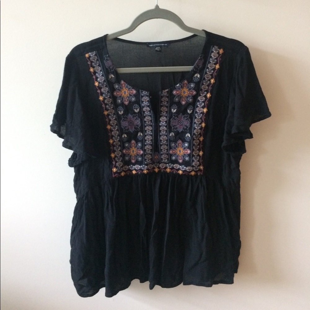 American Eagle Embroidered blouse