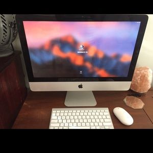 Apple computer