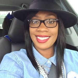 Meet your Posher, Dorica