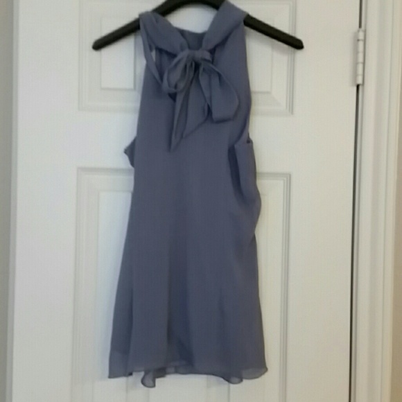 BWEAR Small Gray & Black Ruffle Halter Essential - Picture 3 of 6