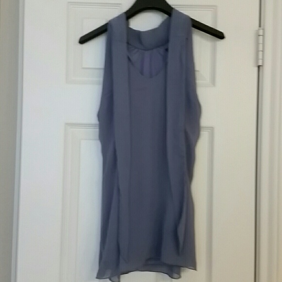 BWEAR Small Gray & Black Ruffle Halter Essential - Picture 4 of 6