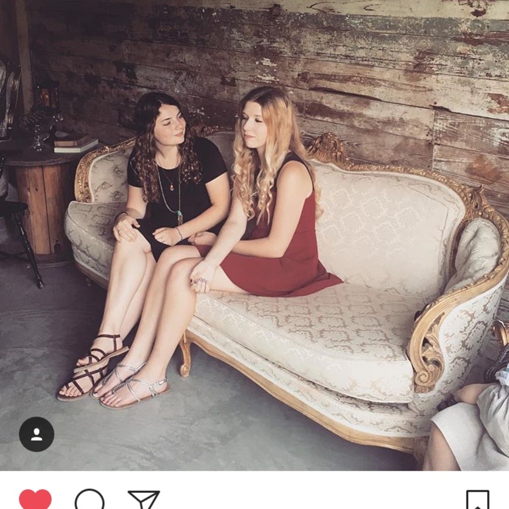 Meet your Posher, Lacey