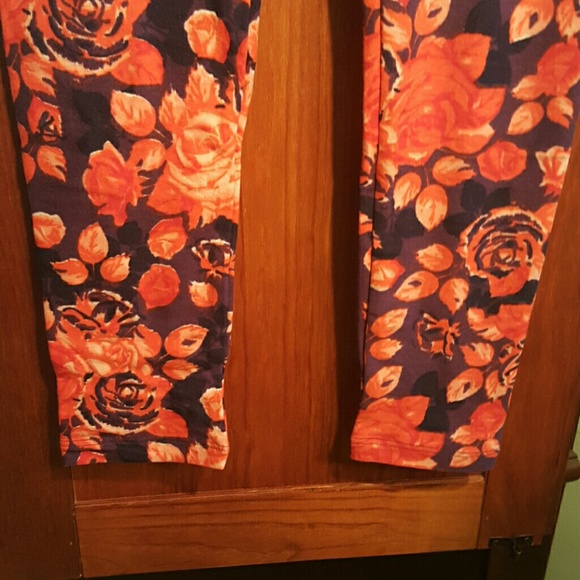 Lularoe tween leggings new - Picture 3 of 4