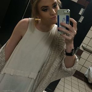 Meet your Posher, Abby