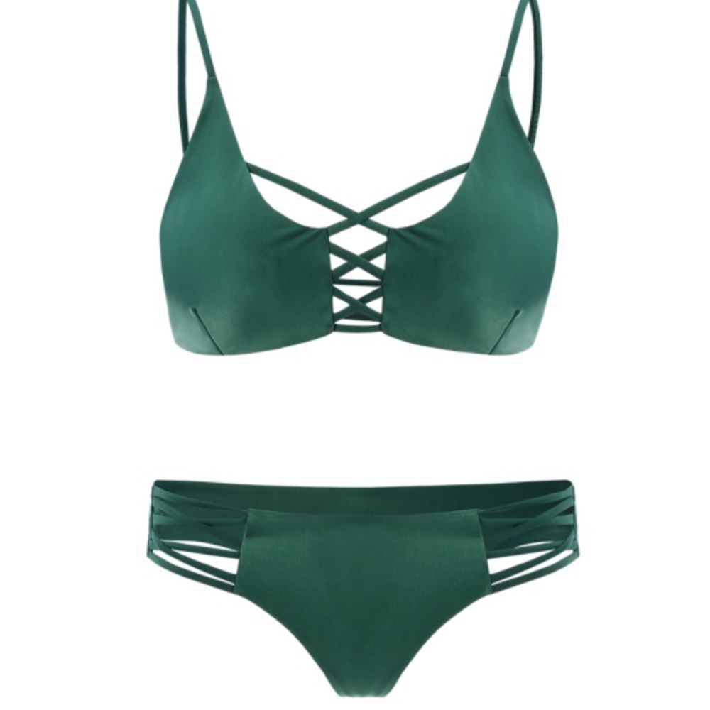 Last 1! ๐HP๐Green Strappy Bikini - Picture 3 of 5