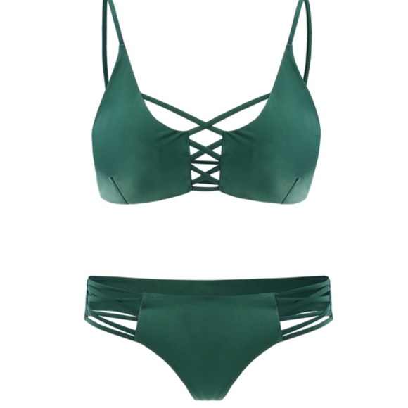 Last 1! 🌟HP🌟Green Strappy Bikini - Picture 3 of 5