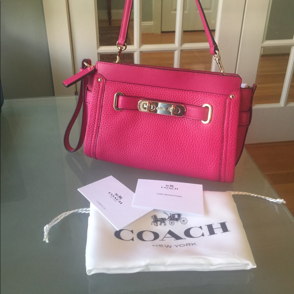 COACH SWAGGER 3 way carry NWT