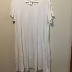 White Swing top Agnes and Dora