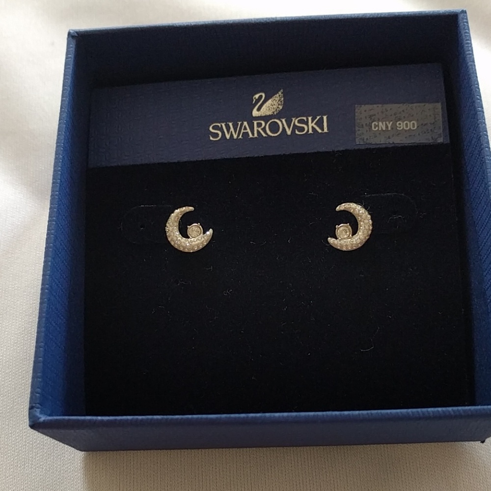 Beautiful NWT Swarovski Crescent Earrings