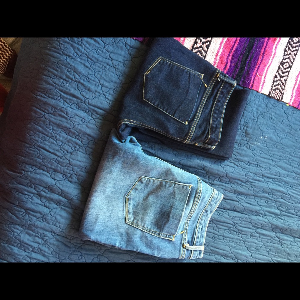 Bundle of 3 Jeans