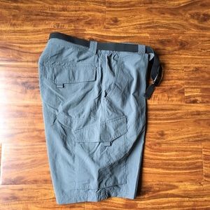 ⚡️SALE⚡️ Columbia Men's Omni-Shade Cargo Shorts