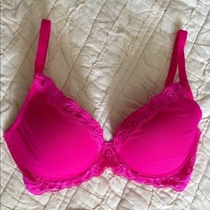 Natori feathers bra 32DD