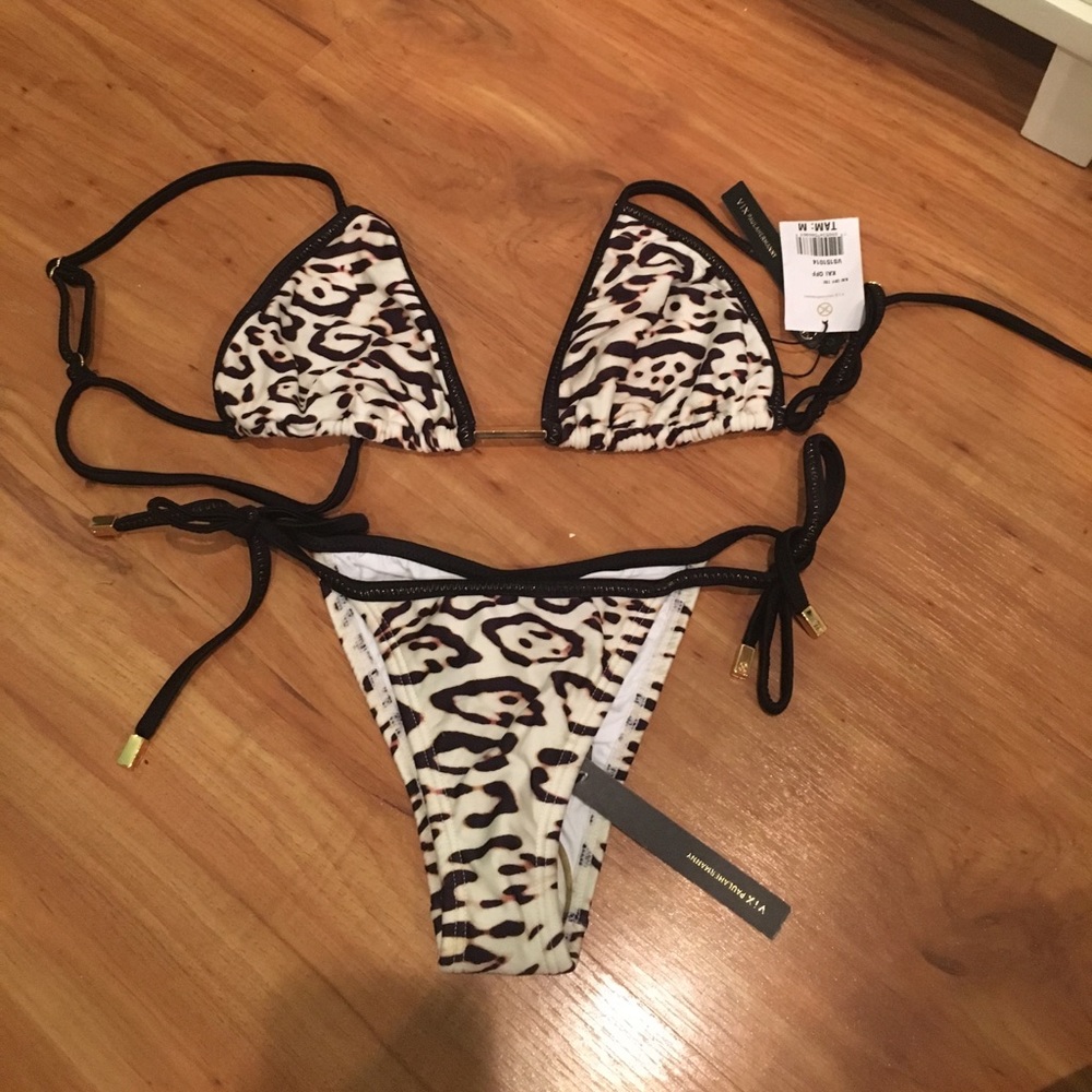 VIX Animal Printed Bikini Set (Bottoms=S, Top=M)