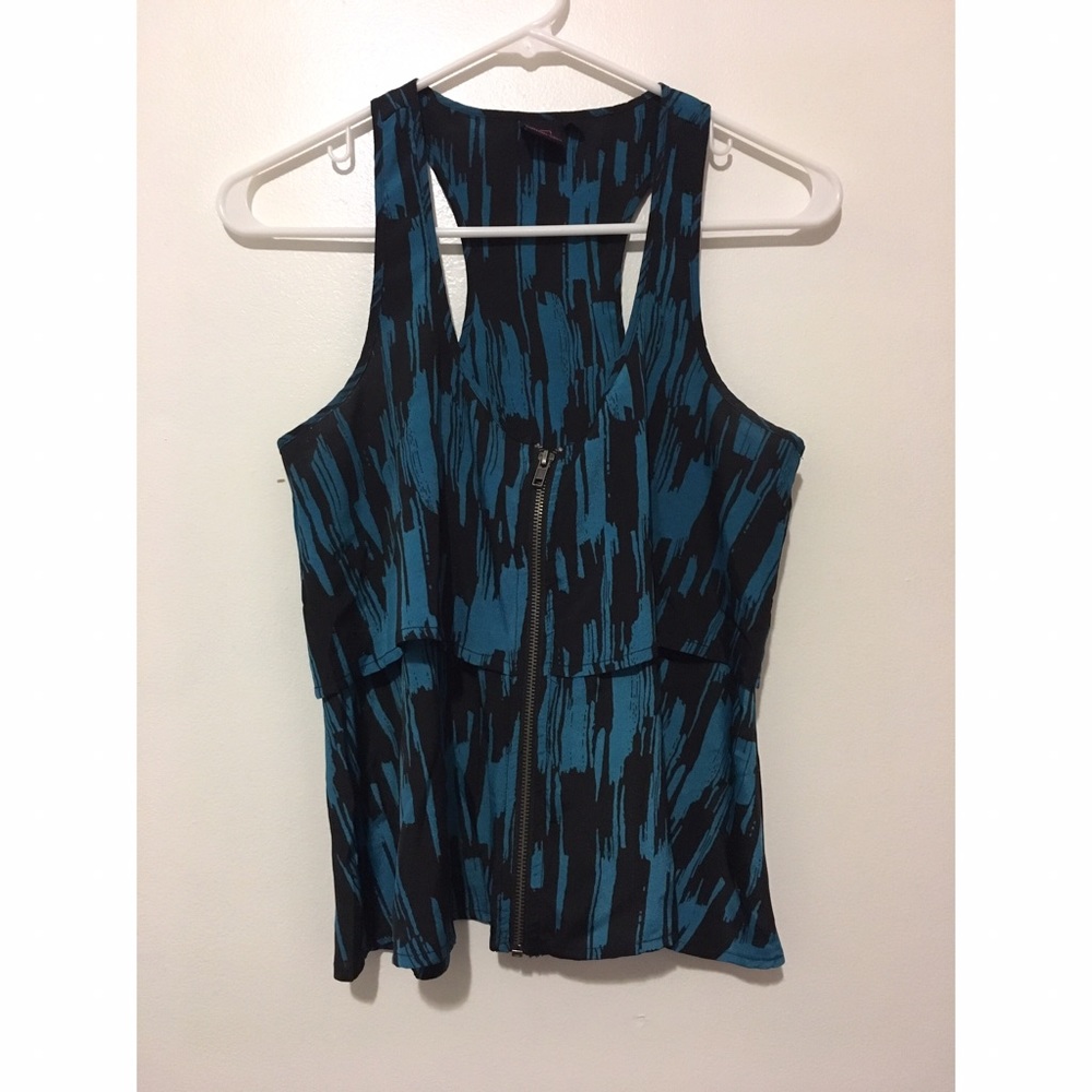 Zip up tank top