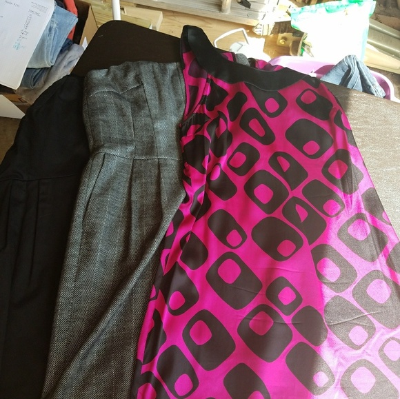 Express dresses - Picture 3 of 3