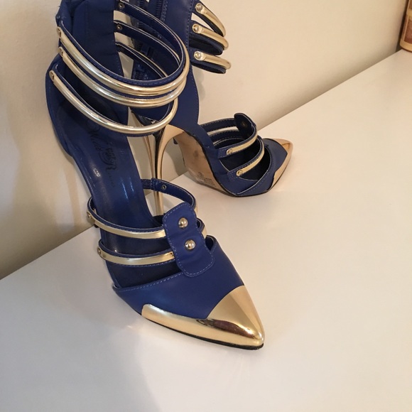 Heels - Picture 2 of 2